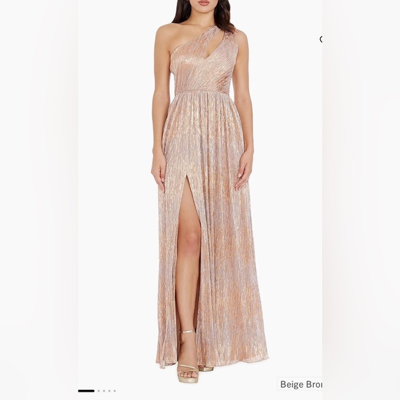 Dress the Population Dresses & Skirts - NWT $248 Dress The Population Kienna Metallic One-Shoulder Gown XS READ